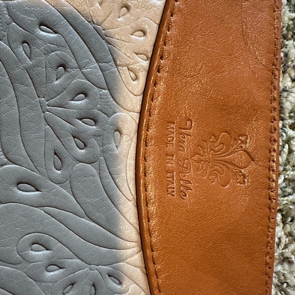 Vera Pelle Tan and Cream Crossbody Genuine Leather Bag - Picture 3 of 10